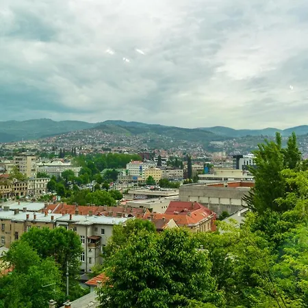 Panorama Apartment In City-Centre Szarajevó Kültér fotó