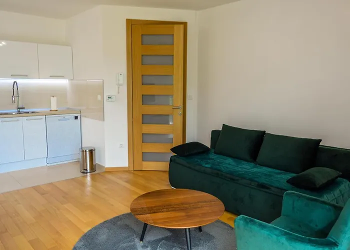 Panorama Apartment In City-Centre